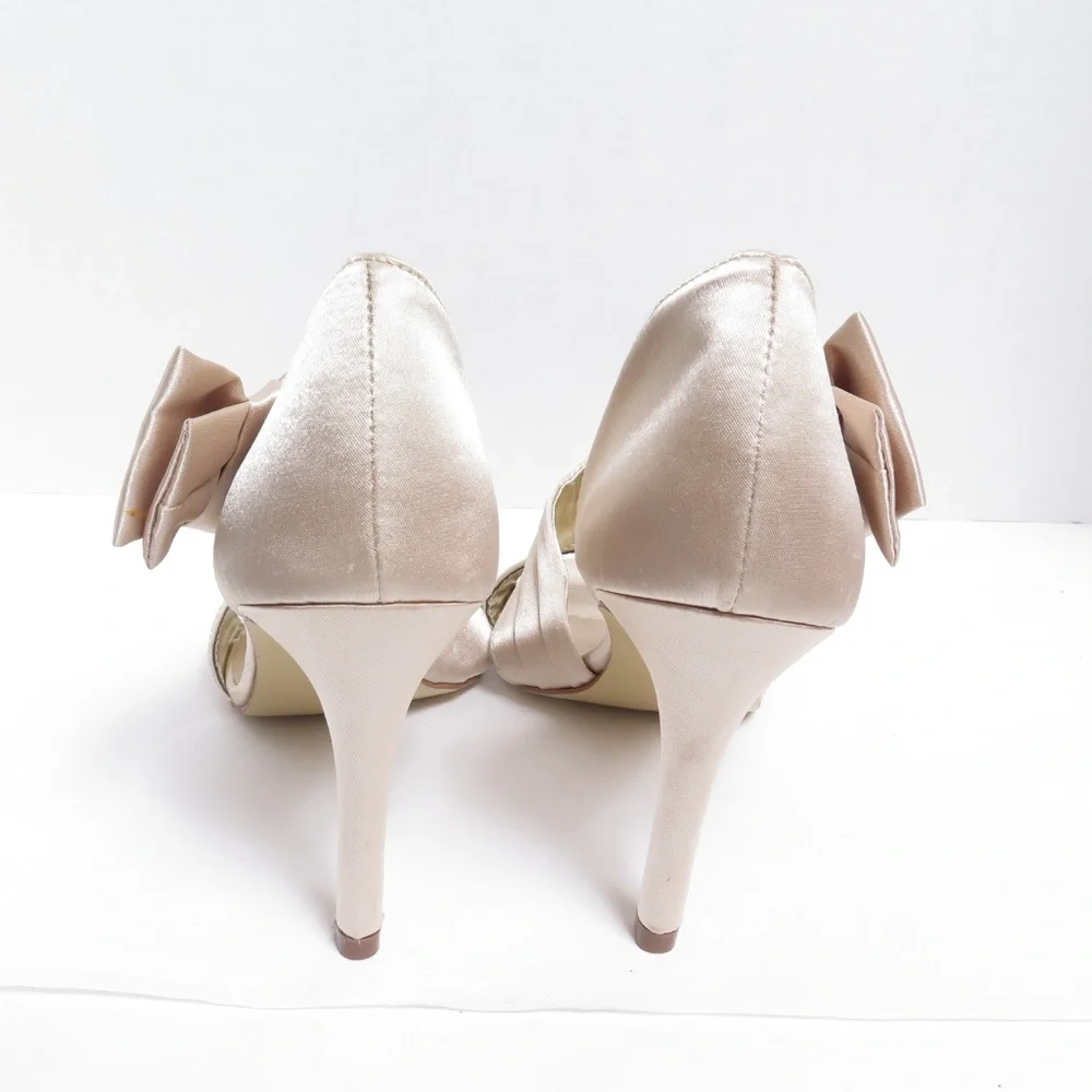 LULU TOWNSEND Satin Champagne High Heel Shoes - Picture 6 of 8